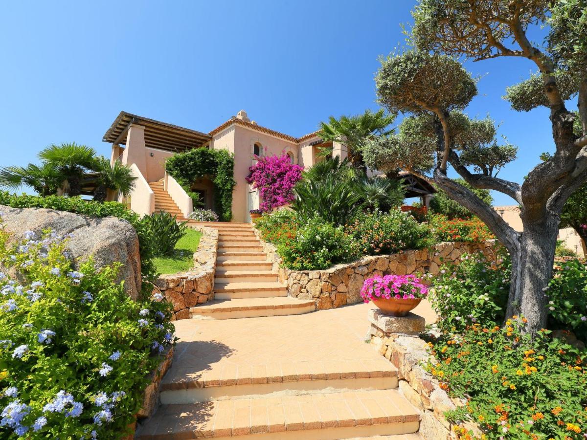 Holiday Home Corbezzolo 8 - Vista Village By Interhome Porto San Paolo  Kültér fotó