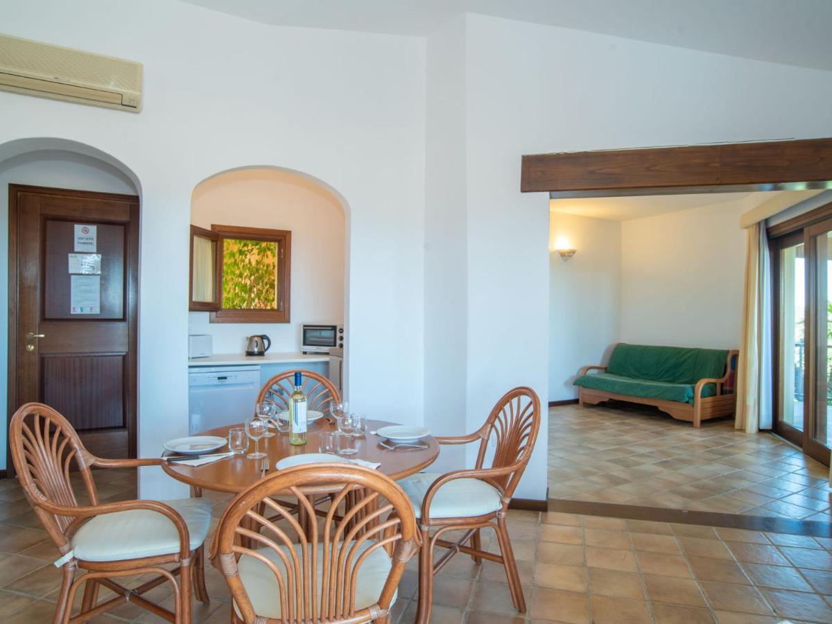 Holiday Home Corbezzolo 8 - Vista Village By Interhome Porto San Paolo  Kültér fotó
